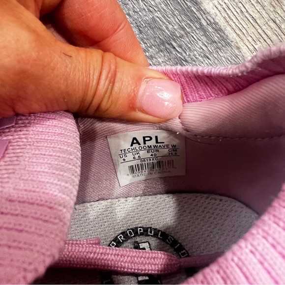 APL Breast Cancer Awareness Techloom Wave Sneakers Size 9 - Picture 6 of 11